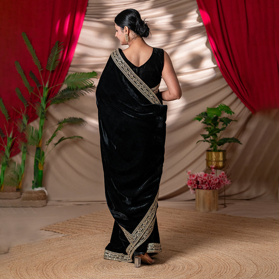 Noor-e-Shaam - Velvet Saree with Antique Gold Work