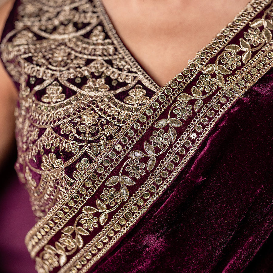 Noor-e-Shaam - Velvet Saree with Antique Gold Work