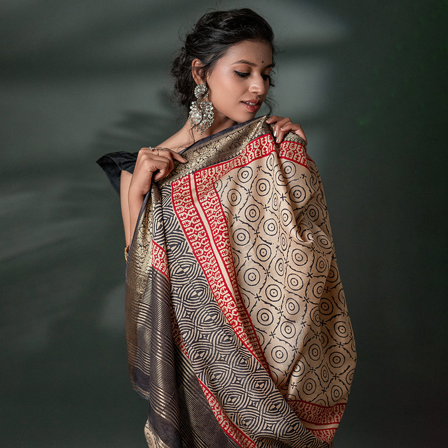 Vintage Circular Charm - Soft Silk Saree
